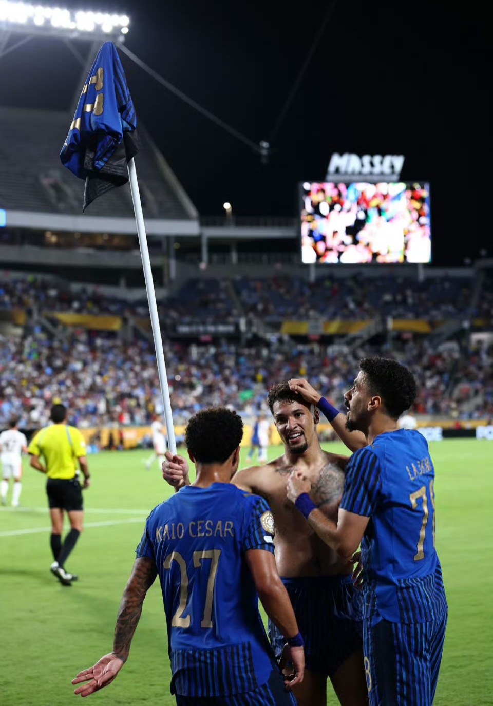 里程碑夜！曼联绝杀压哨，意大利杯关键时刻刷纪录，质疑声仍在，阵容厚度经受考验的简单介绍