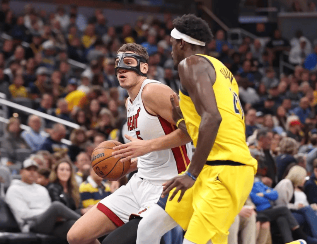 迈阿密热火今晨绝杀压哨；志在NBA总决赛名次提升；球迷炸锅；身体对抗强度拉满的简单介绍