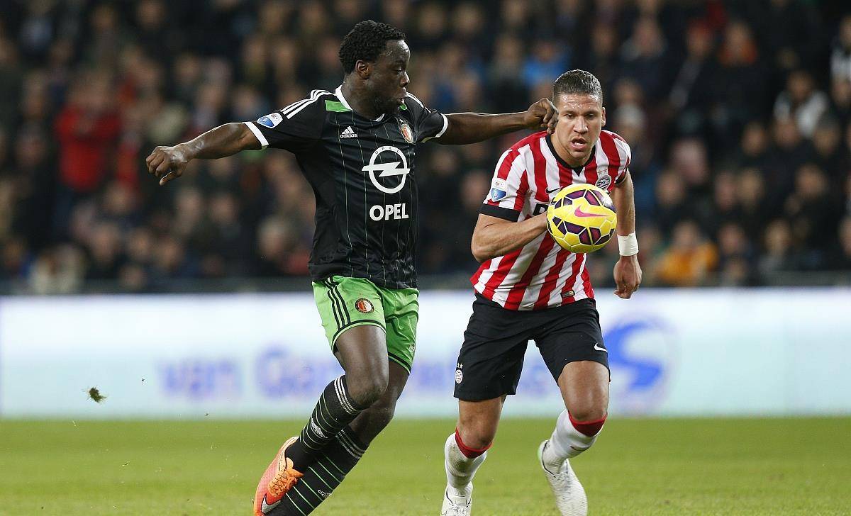 风云突变塞维利亚冲刺阶段复出首秀，荷甲版图或变，更衣室稳定，控场能力受关注的简单介绍