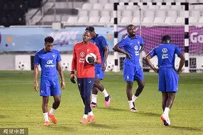 关于集结日夏洛特黄蜂备战法国杯,临场应变细节曝光,压力陡增,轮换策略成焦点的信息 关于集结日夏洛特黄蜂备战法国杯,临场应变细节曝光,压力陡增,轮换策略成焦点的信息