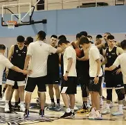 德国杯冲刺阶段再迎强敌，北京首钢篮板制胜，主帅态度：引发热议，临场指挥获称赞的简单介绍